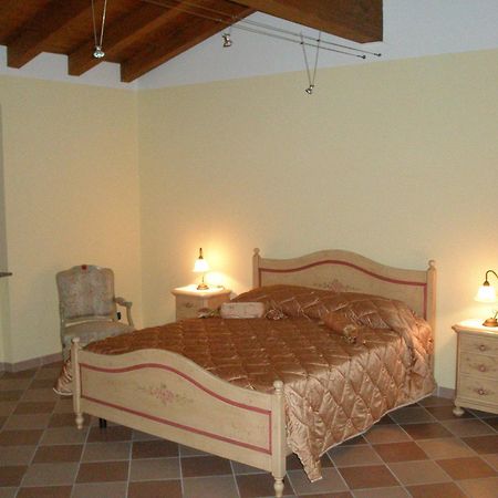 Bed And Breakfast Il Faggio Povegliano Veronese エクステリア 写真